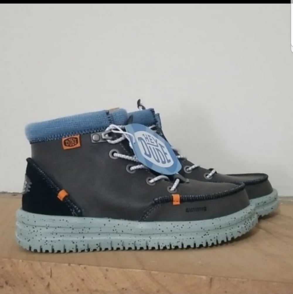 NEW! Hey Dude Bradley Leather boot sz 1 NWT